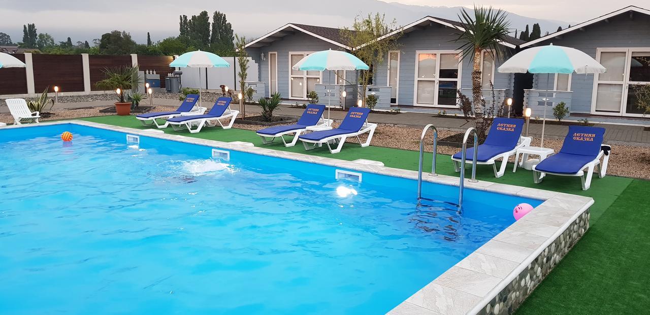 Letnjaya Skazka Hotel Alakhadze Exterior foto